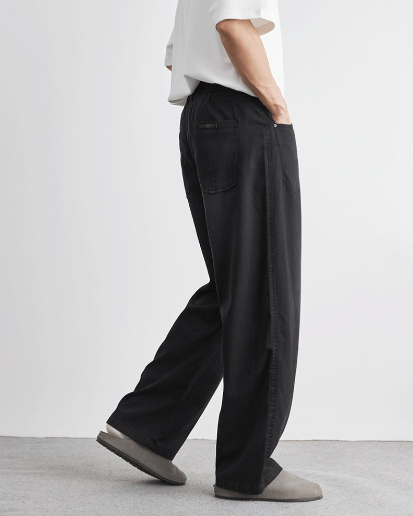 Løbesko med elastisk talje og jeans