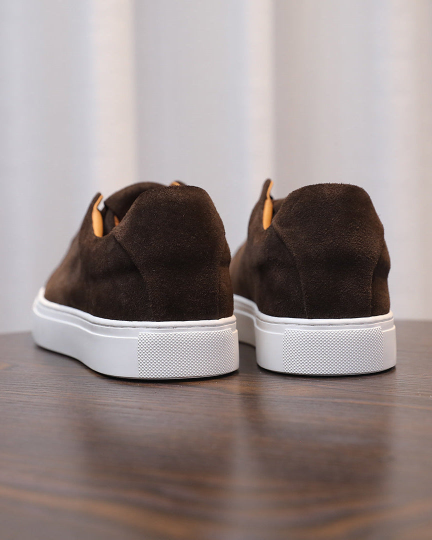 Bløde, smidige lavtop-sneakers i brunt