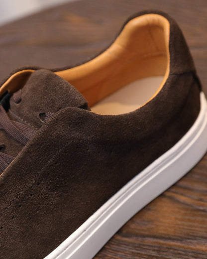 Bløde, smidige lavtop-sneakers i brunt