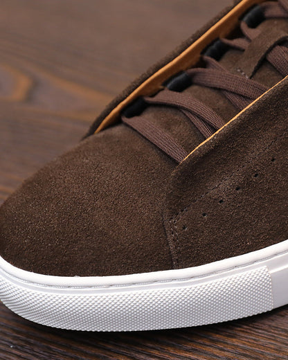 Bløde, smidige lavtop-sneakers i brunt