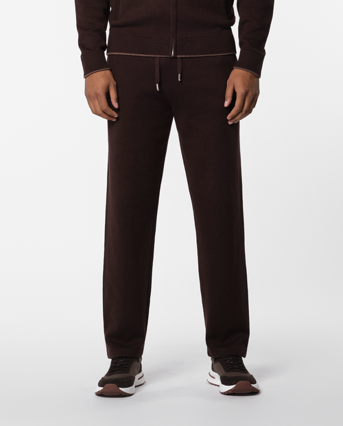 Weekend-jogging – brun