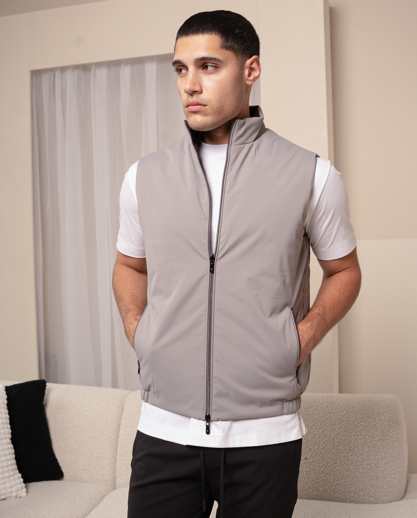 Sort / grå reversibel vest