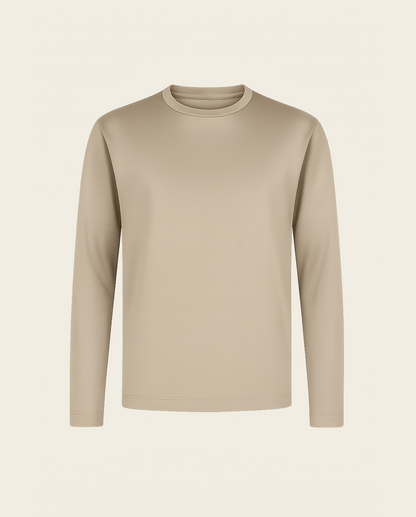 En luksuriøs strikket T-shirt i beige