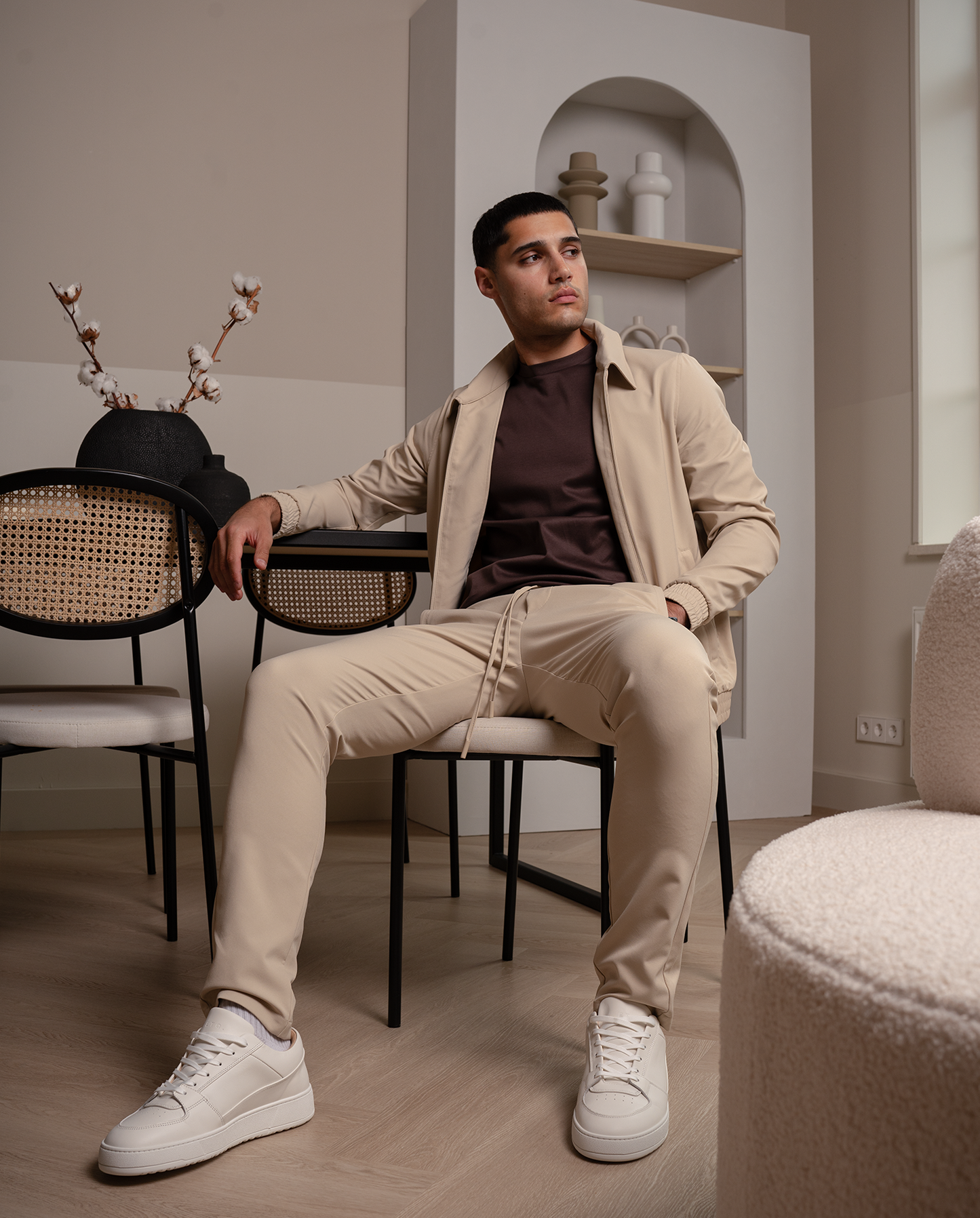 Casual techwear – beige