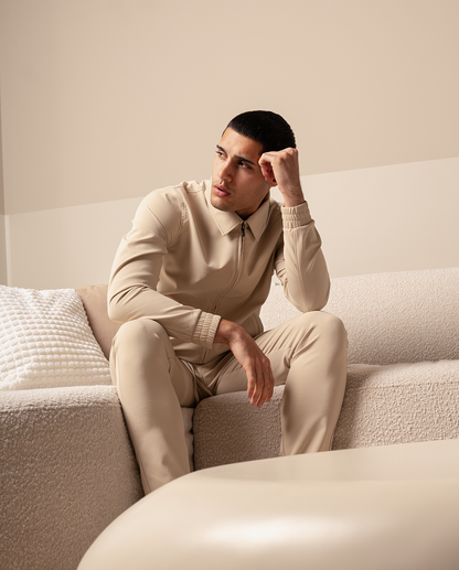 Casual techwear – beige